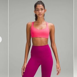 Lululemon Free to Be Bra Wild *Light Support, A/B Cup Lip Gloss Sz 14